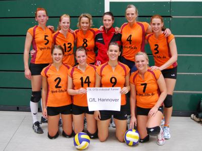 Mannschaftsfoto vom OTB-Volleyballturnier - Fotograf: B. Kern vom OTB